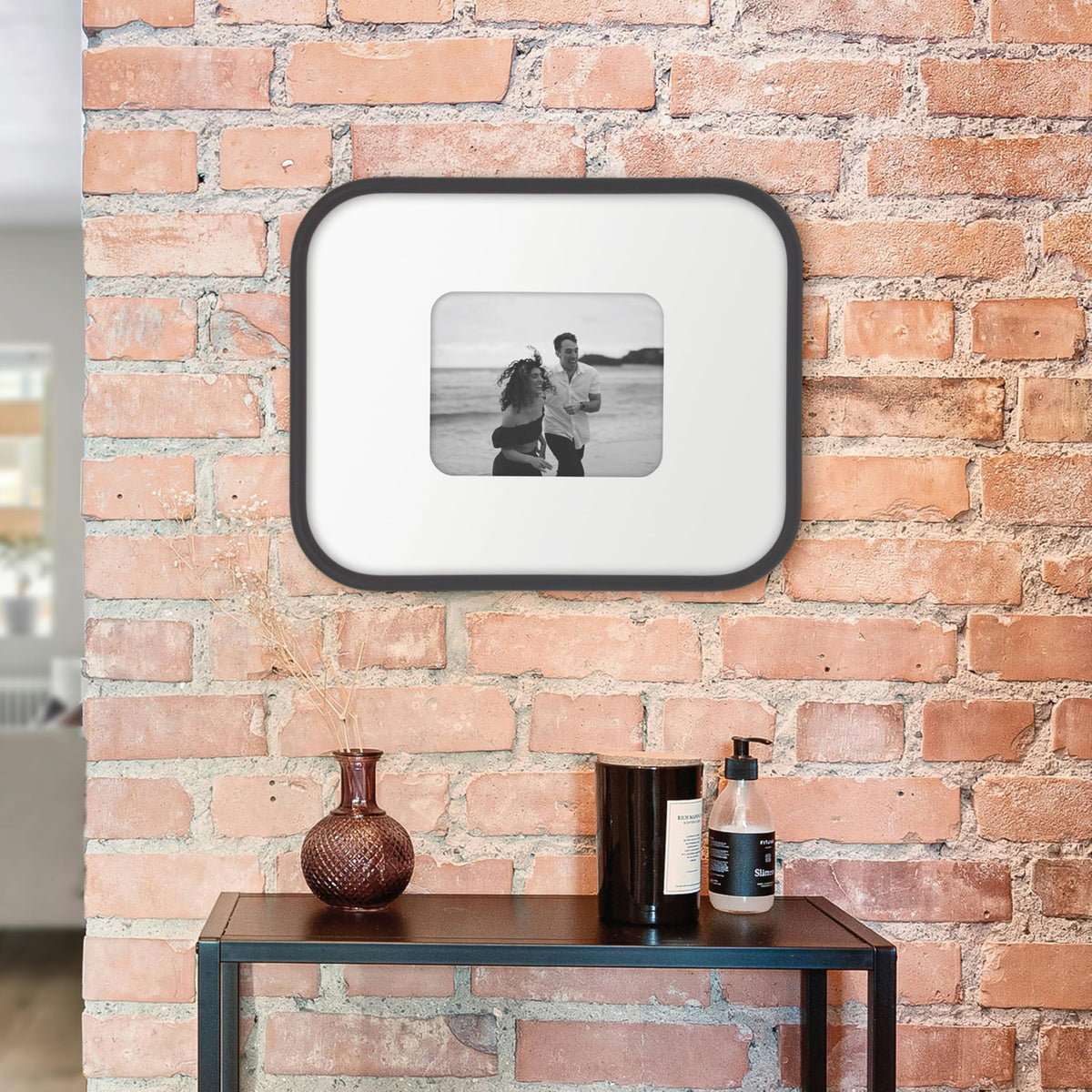 Modern Arc Matted Poster Frame, 16x20 with 8x10 Mat, Black, 1-Pack